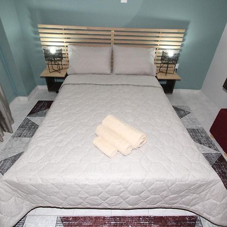 Agios Nikolaos Train Station 1 Bedroom 4 Pers. Athens Exterior photo