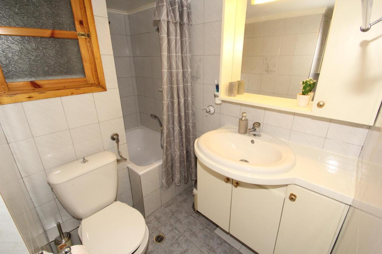 Agios Nikolaos Train Station 1 Bedroom 4 Pers. Athens Exterior photo
