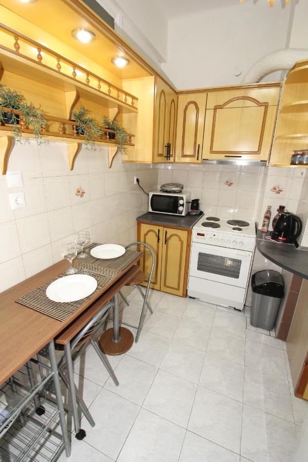 Agios Nikolaos Train Station 1 Bedroom 4 Pers. Athens Exterior photo